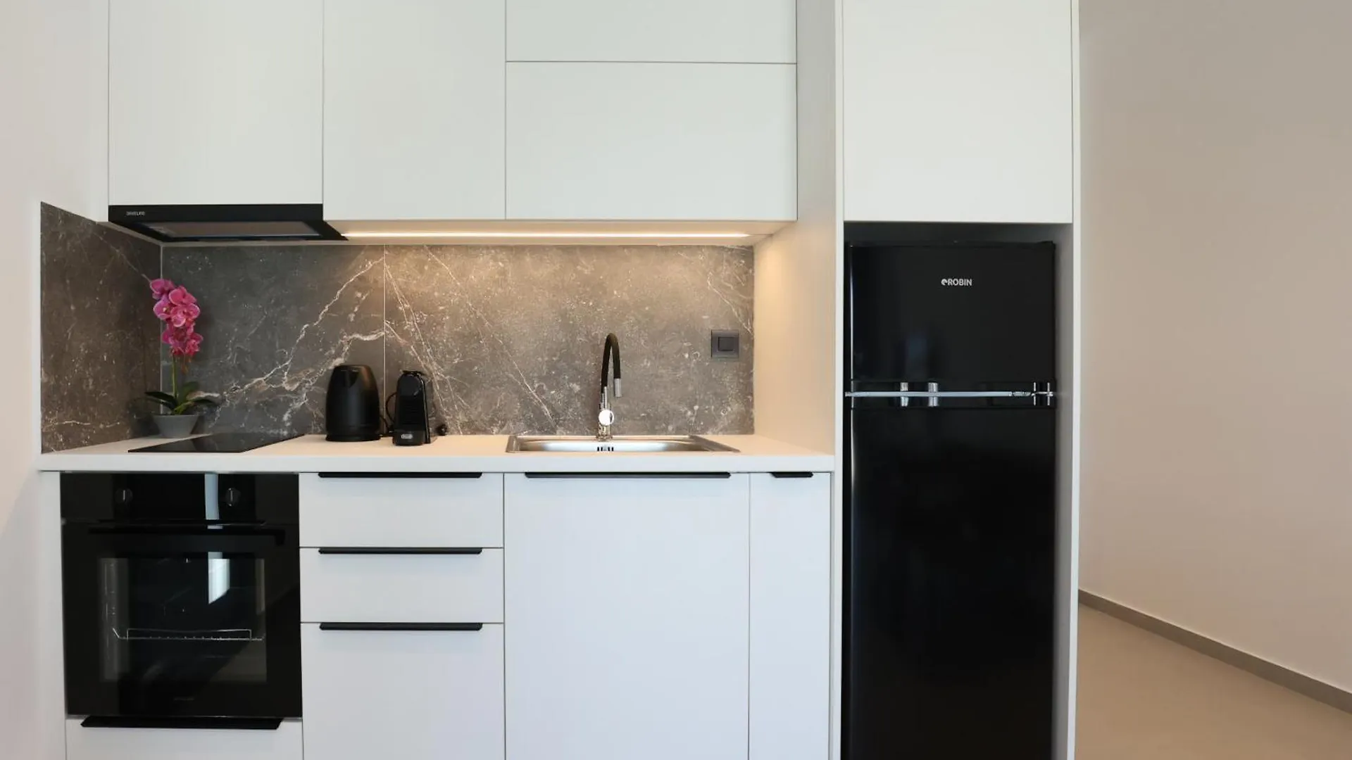 Holiday home Limi Deluxe Suites Kokkini Hani
